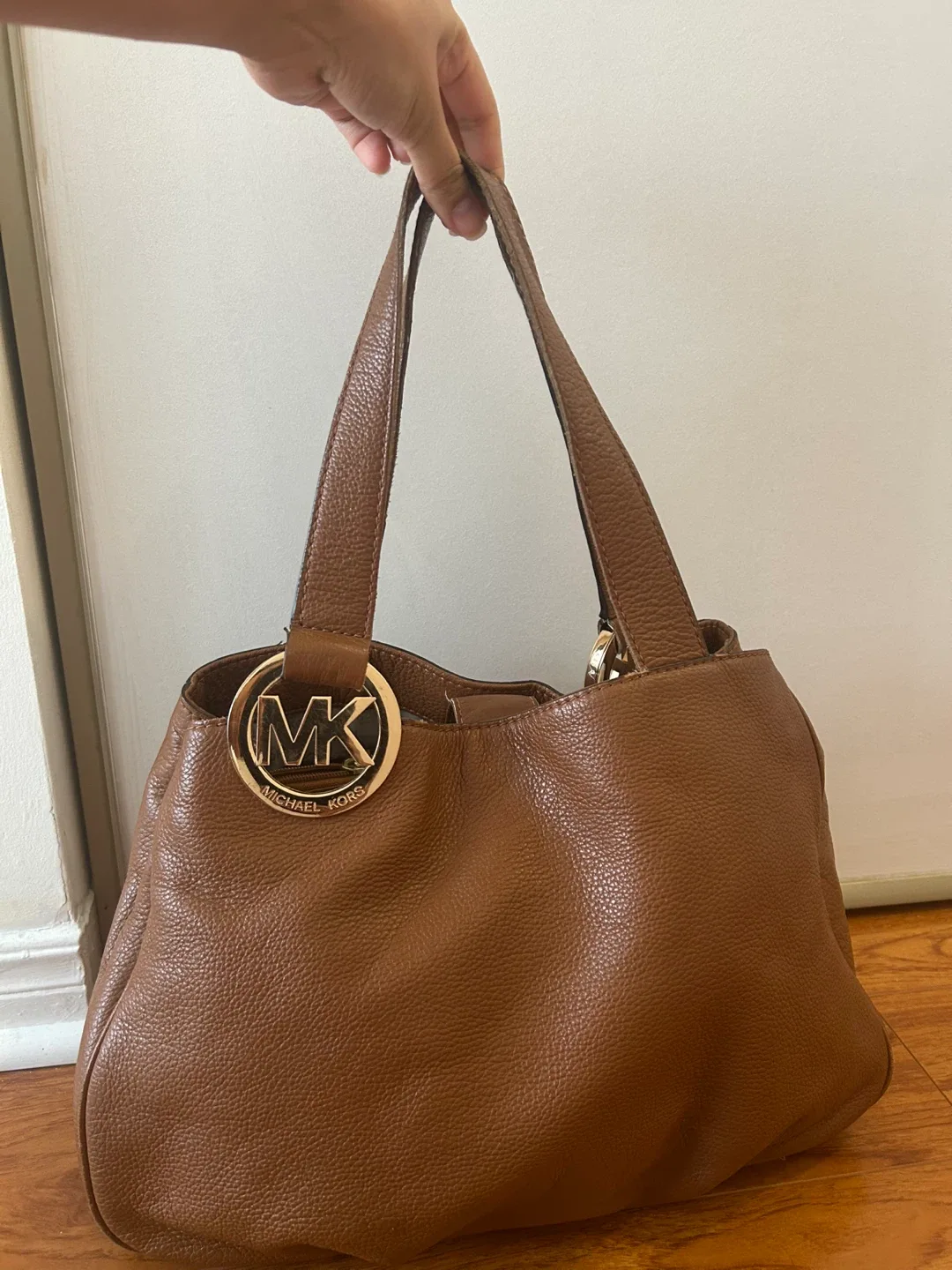 Michael Kors Brown Leather Tote Bag image indicator(2)