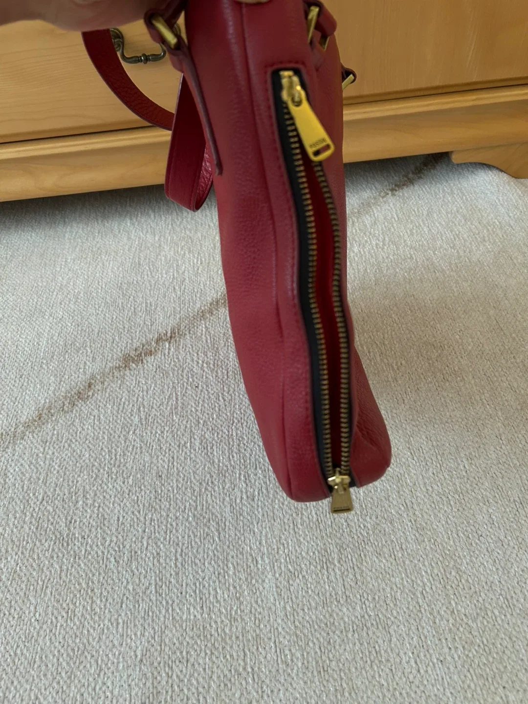 Fossil Red Leather Tote Bag image indicator(4)