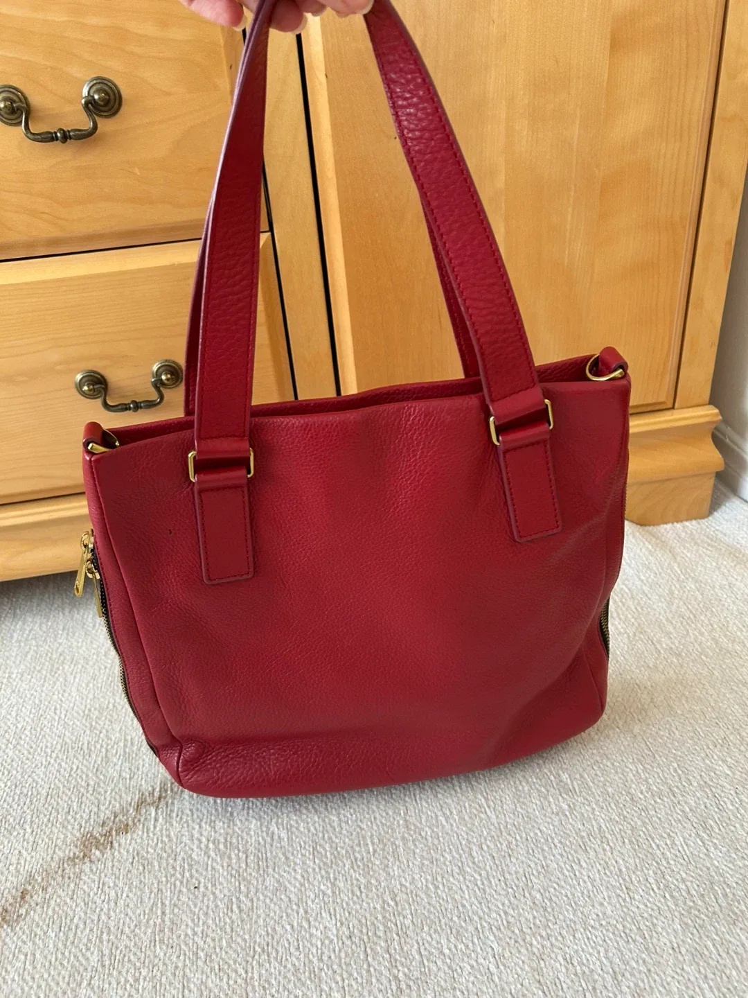 Fossil Red Leather Tote Bag image indicator(2)