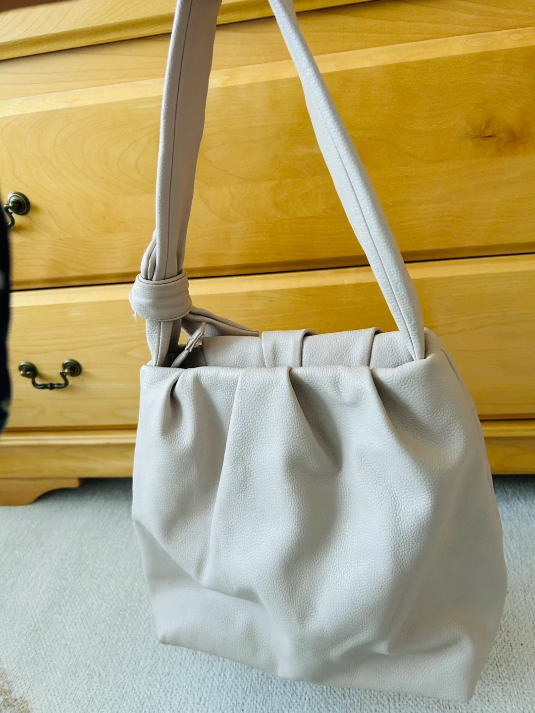 Zara Beige Gathered Shoulder Bag image indicator(2)
