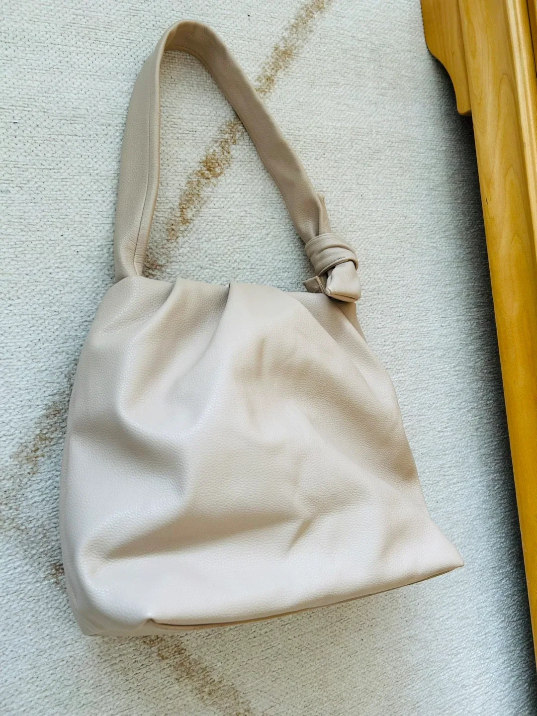 Zara Beige Gathered Shoulder Bag image indicator(3)