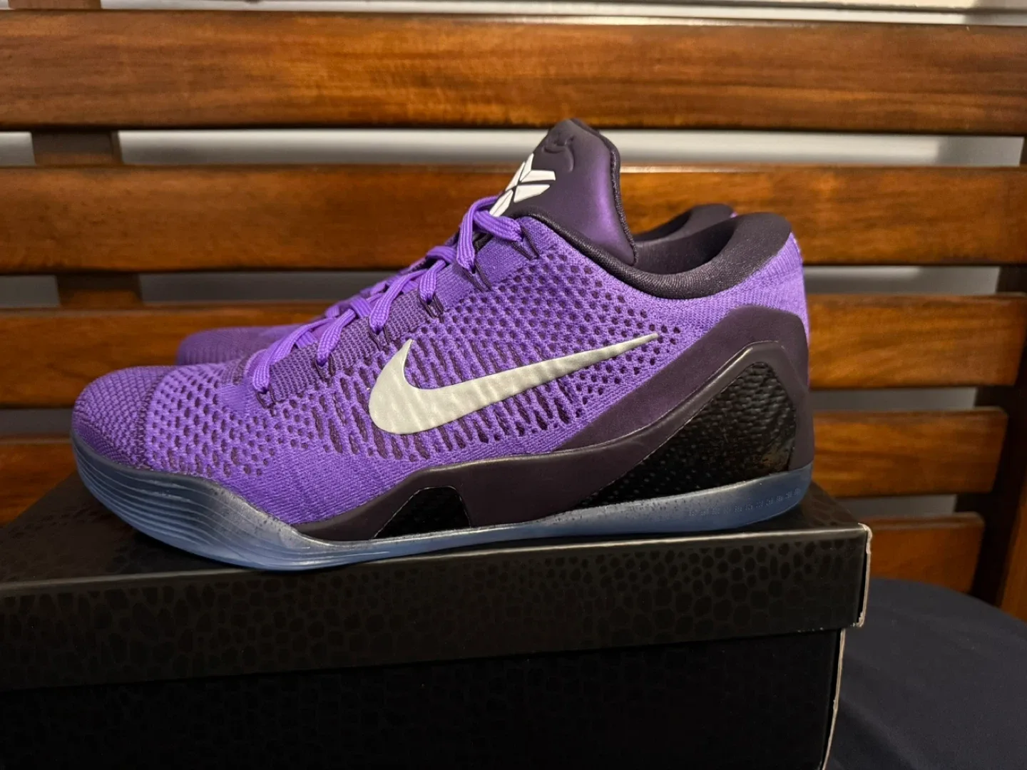 Nike Kobe 9 Elite Low Protro “MOONWALKER” **Sz 13** $310! FIRM image indicator(3)