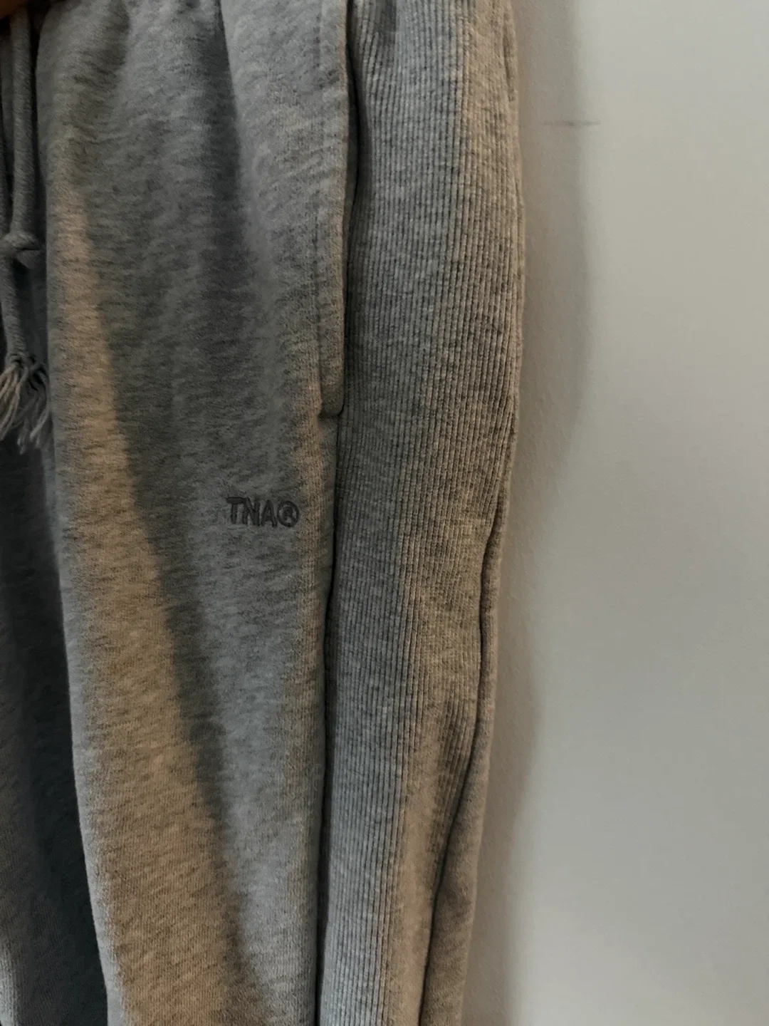 Aritzia Sweatfleece Terry Boyfriend Fit Pants - Size S image indicator(4)