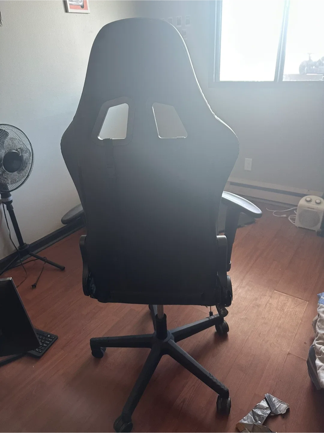 Darkecho Gaming Chair - Black image indicator(2)