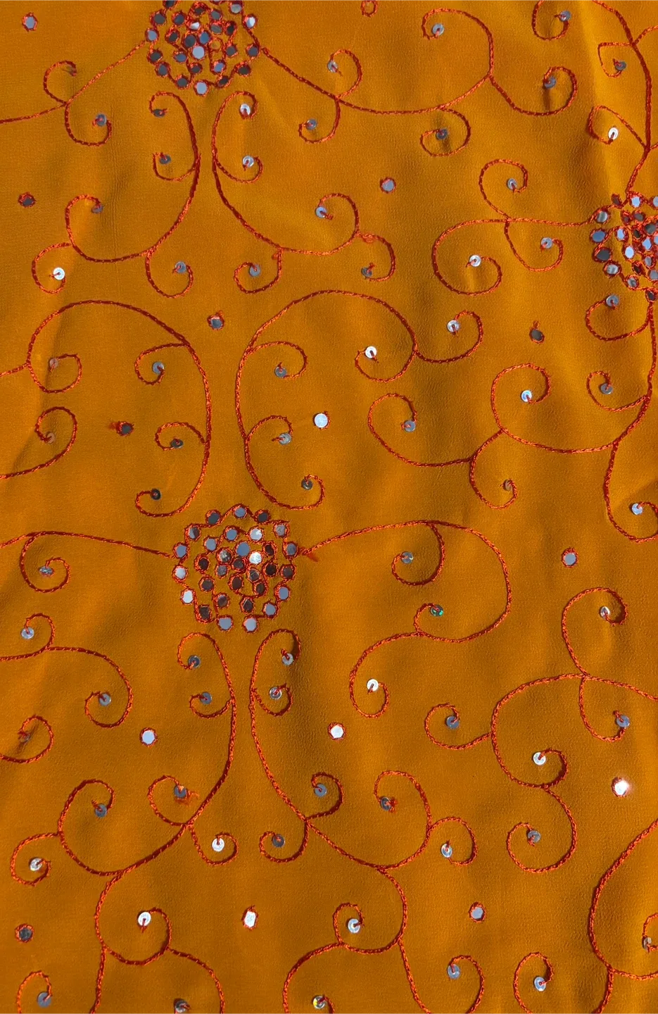 3-piece Traditional Indian Embroidered Dress - Size 40 image indicator(4)