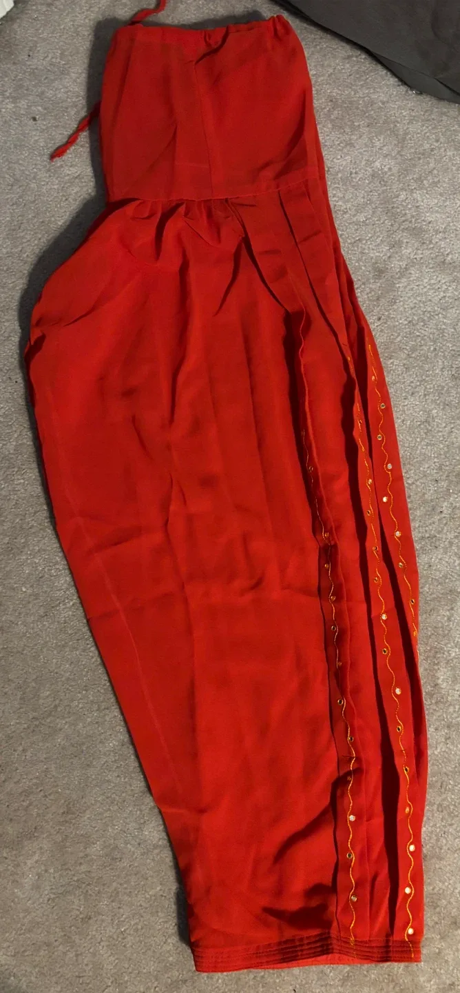 3-piece Traditional Indian Embroidered Dress - Size 40 image indicator(8)