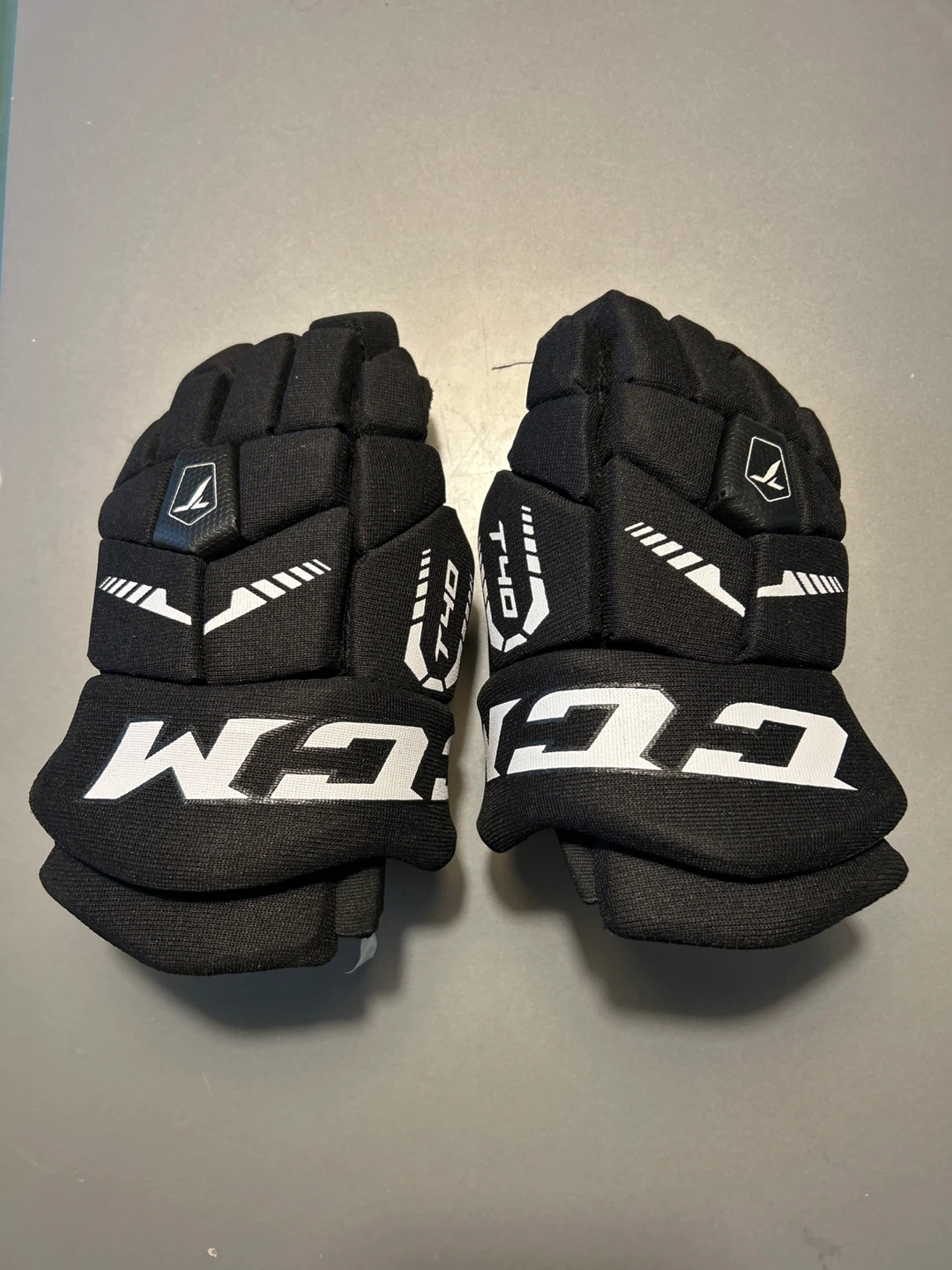 CCM T40 Hockey Gloves - Size 12"