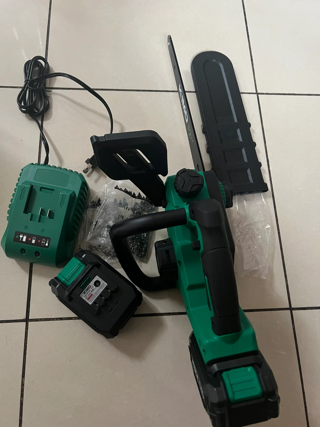12in Cordless Mini Chainsaw - Green