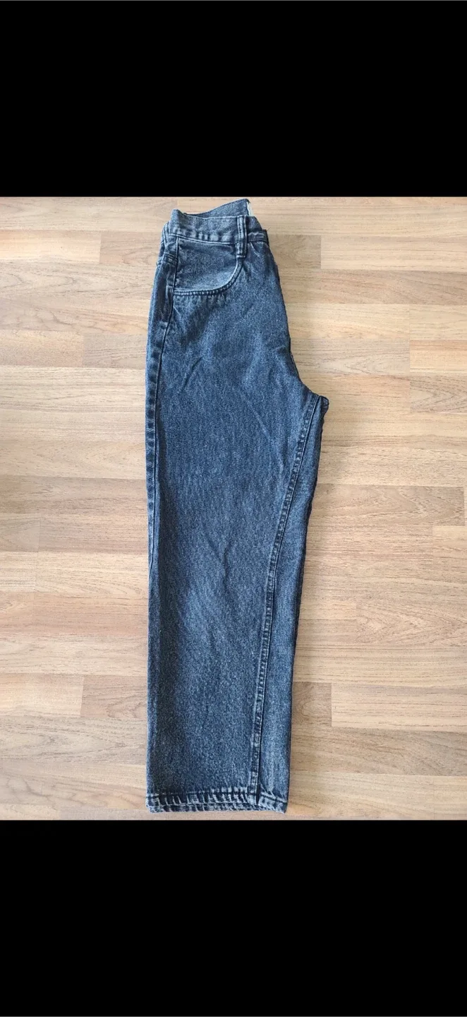 The Giraffe Studio Jeans - Size S image indicator(4)