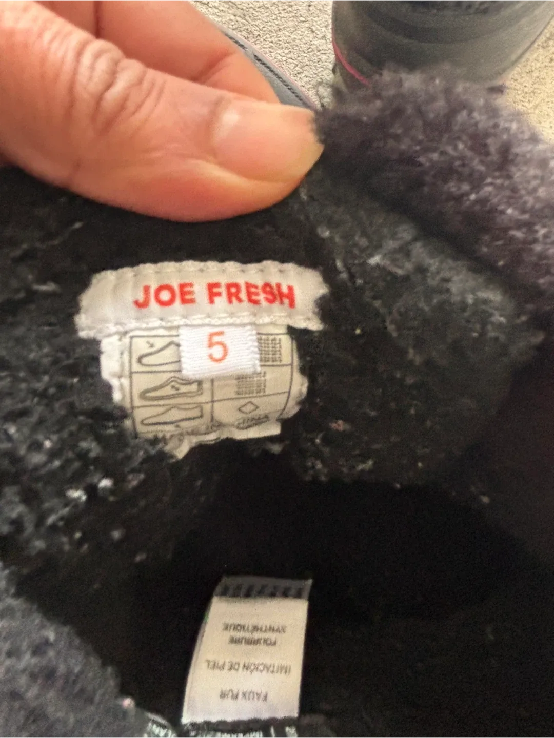 Joe Fresh Black Winter Boots - Size 5 image indicator(3)