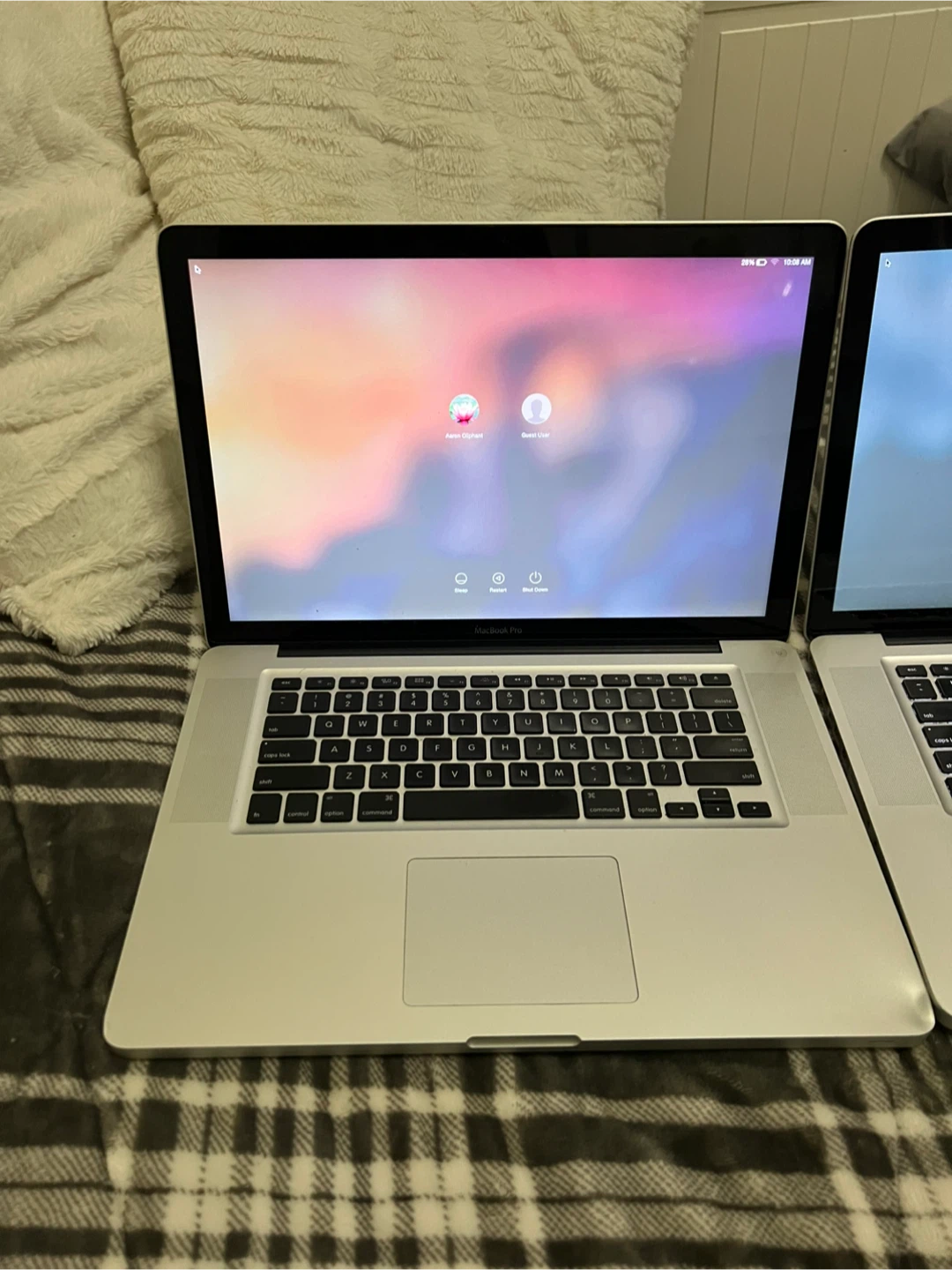 Selling 3 15 inch Apple MacBook Pro laptop, model number A1286 - photo 2