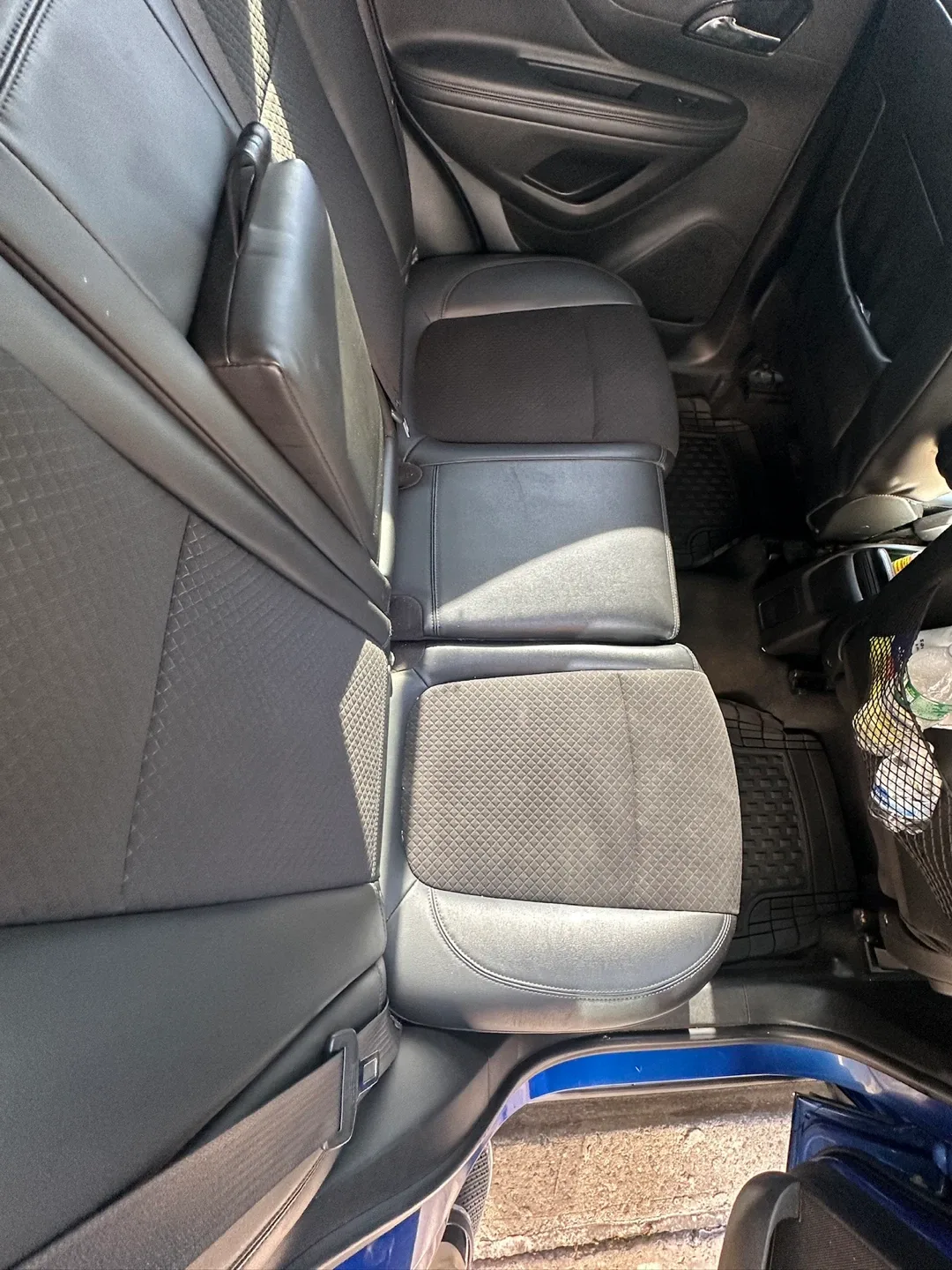 2017 Buick Encore SUV - Blue image indicator(5)