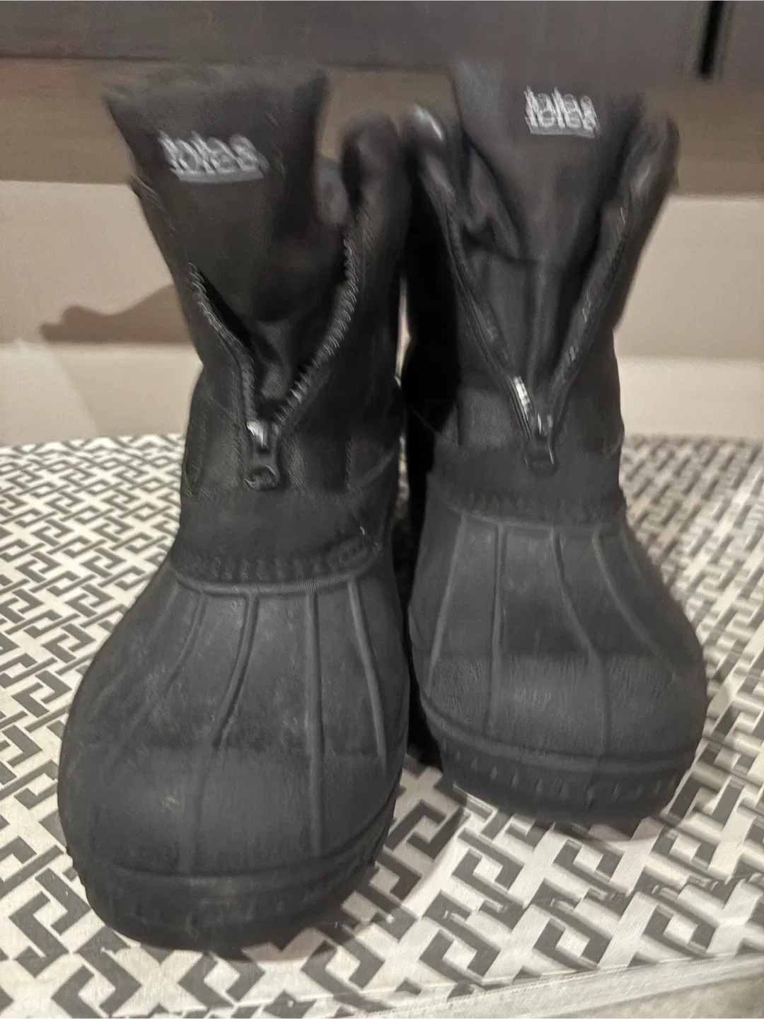 Totes Black Winter Boots for Men Size 10 image indicator(5)