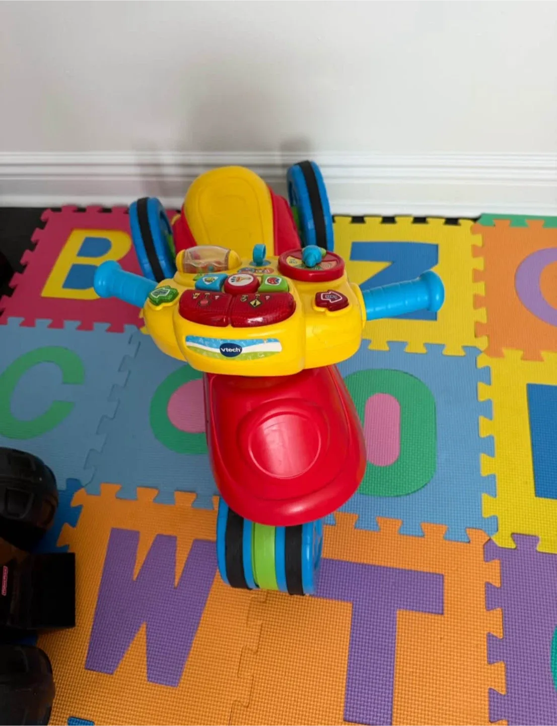 VTech Ride-On Motorcycle Toy image indicator(2)