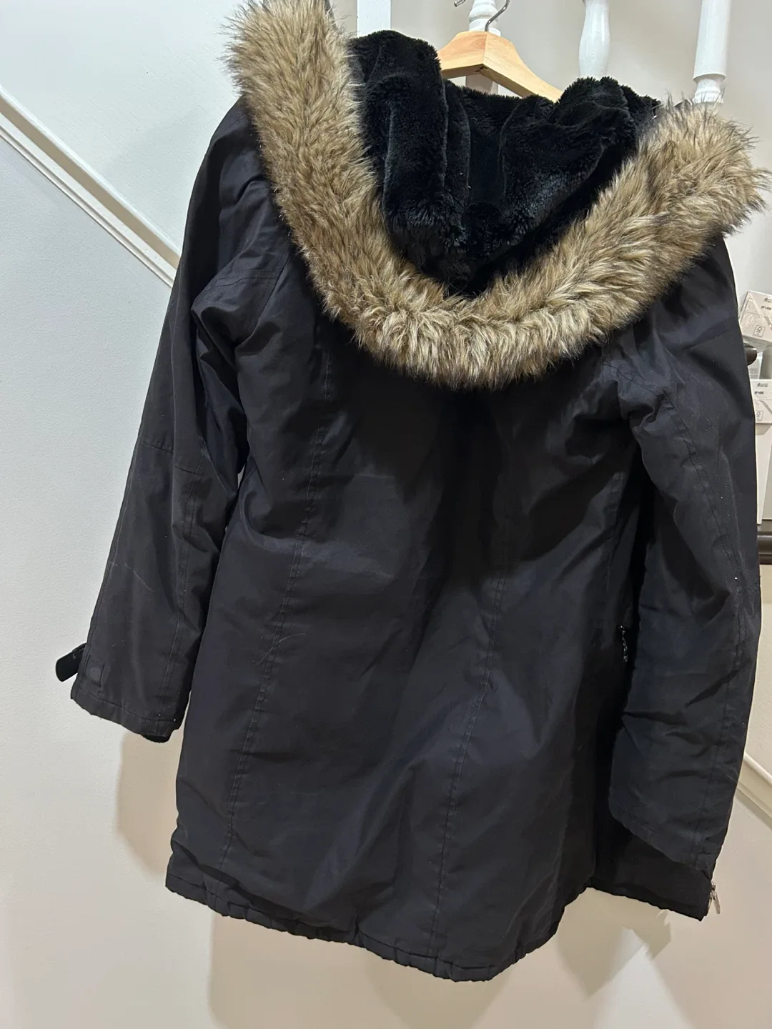 TNA Black Winter Jacket image indicator(4)