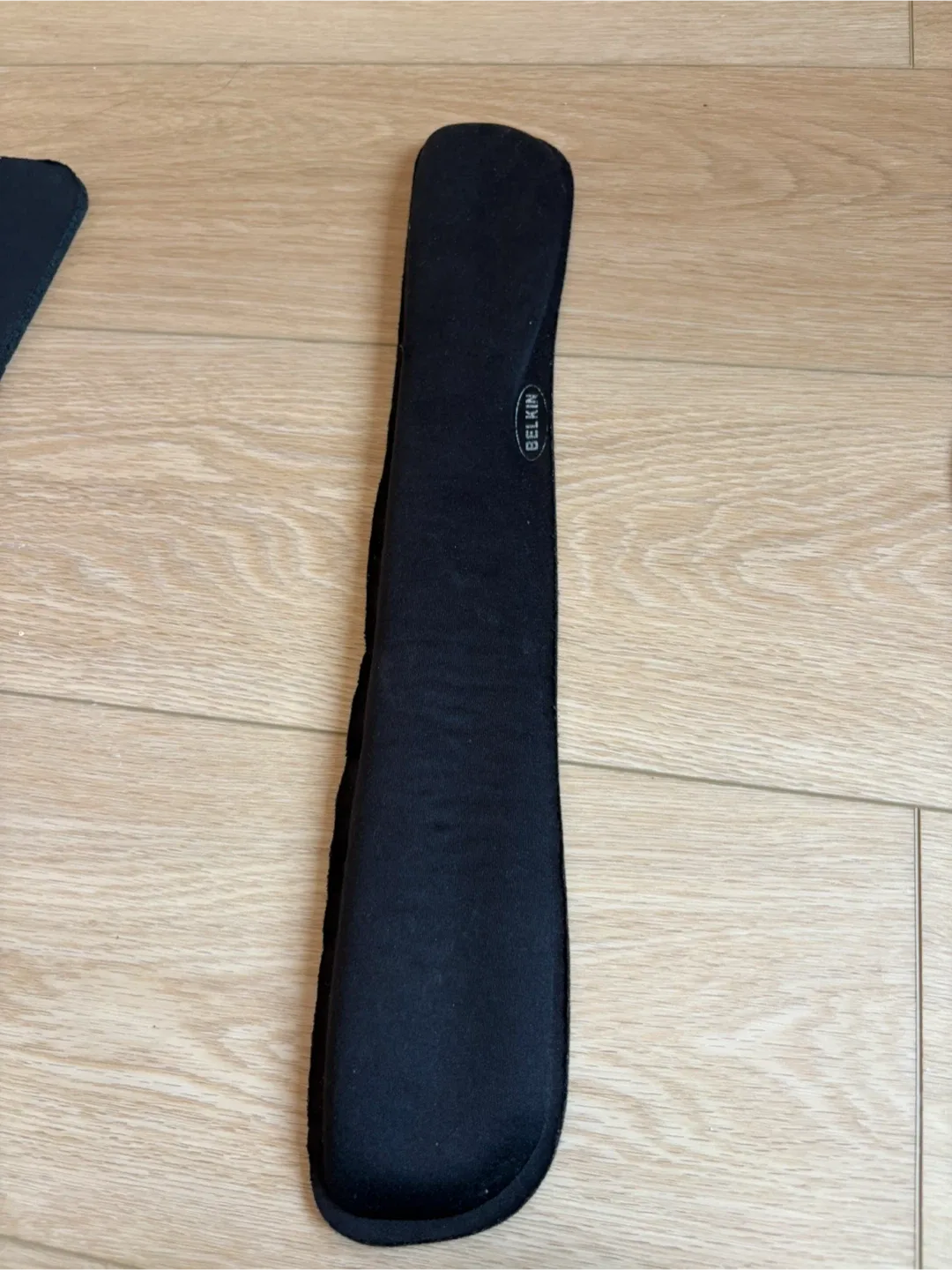 Belkin Black Wrist Rest thumbnail