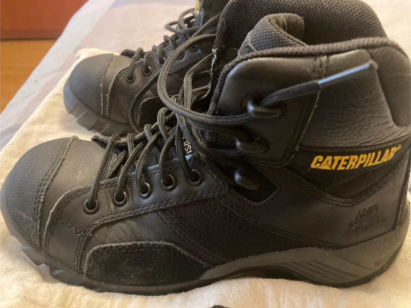 Caterpillar Composite Toe Work Boots - Size 7 image indicator(2)