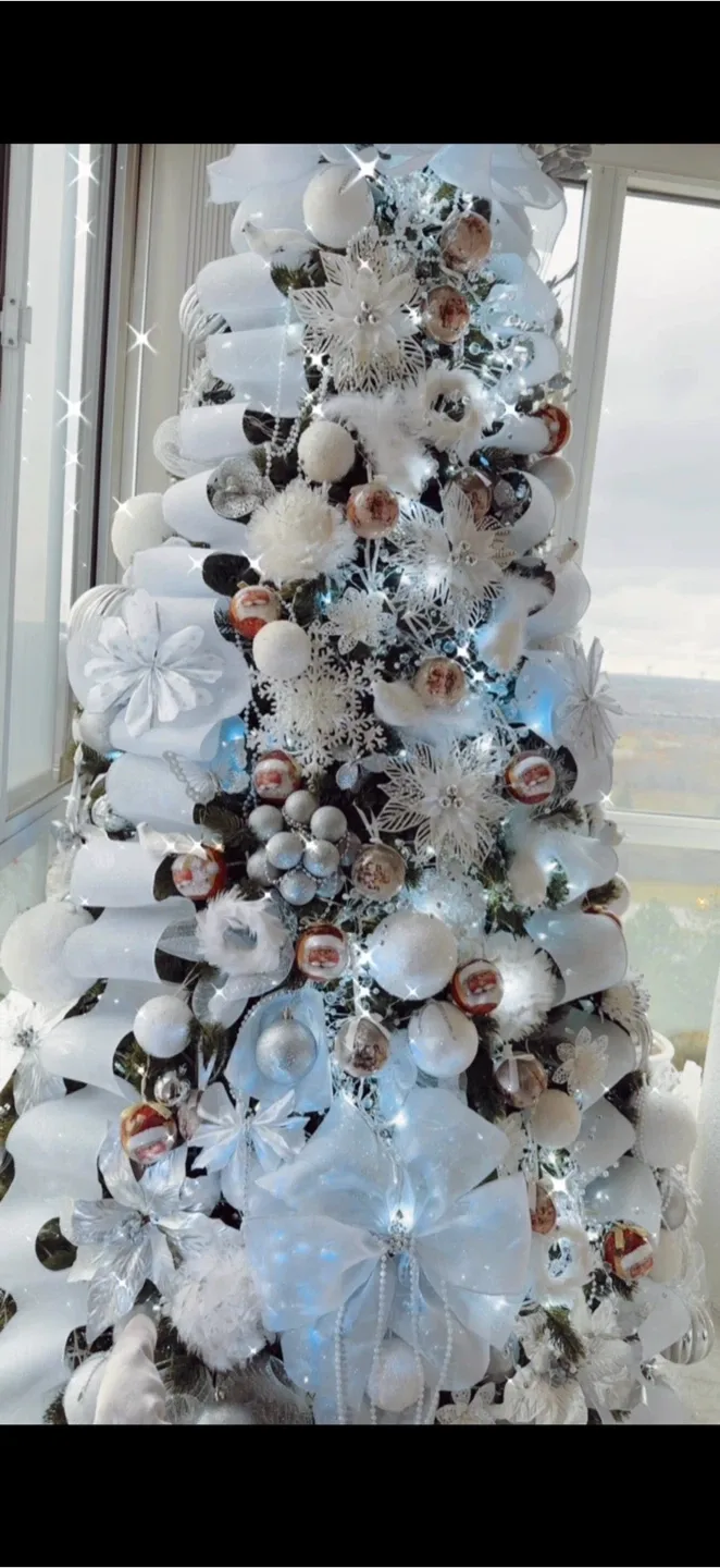 Realistic FEEL-REAL 7.5 ft Artificial Christmas Tree image indicator(6)