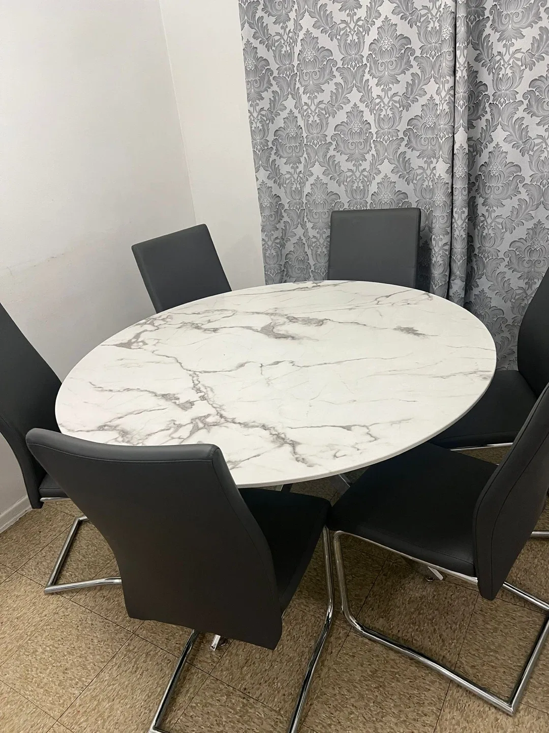 Dining Table Set with 6 Chairs image indicator(2)