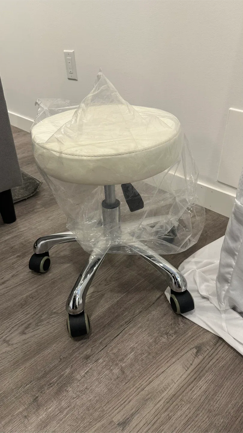 Adjustable Rolling Swivel Stool - White