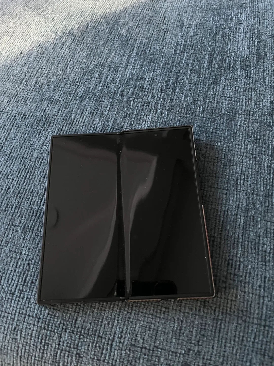 Samsung Galaxy Z Fold7 image indicator(3)