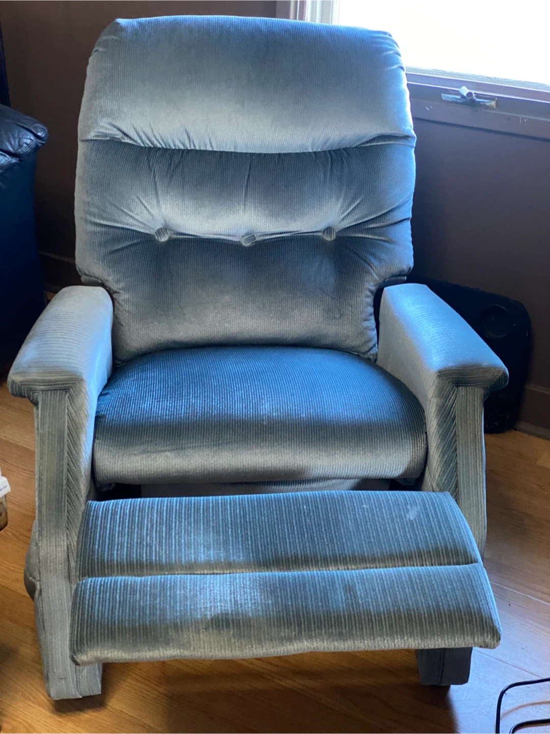 Blue Recliner Chair - photo 2