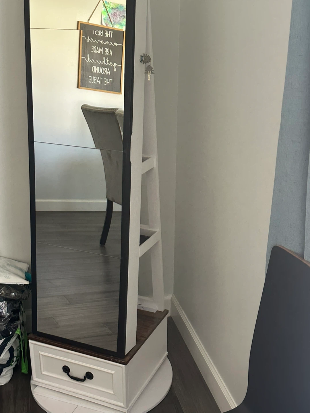 White Jewelry Armoire with Mirror - photo 4