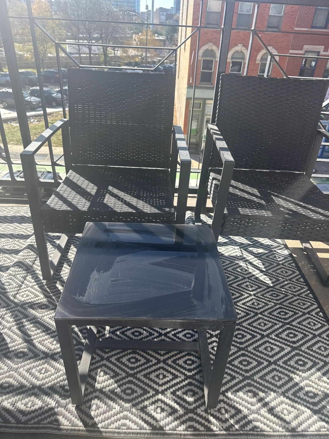 Outdoor Patio Set: Chairs & Table