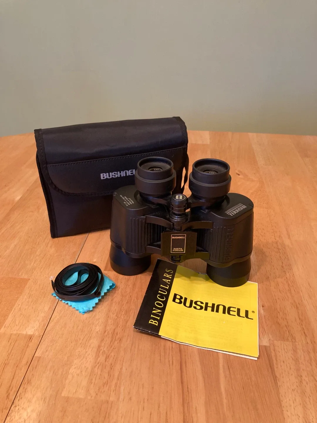 Binoculars thumbnail