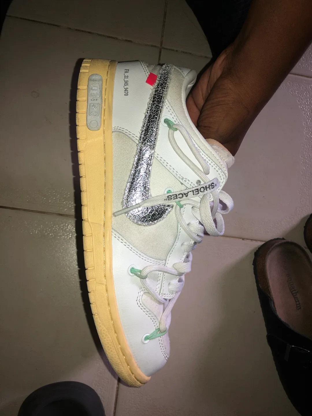 Nike x Off-White Dunk Low 'Lot 01 of 50' image indicator(2)
