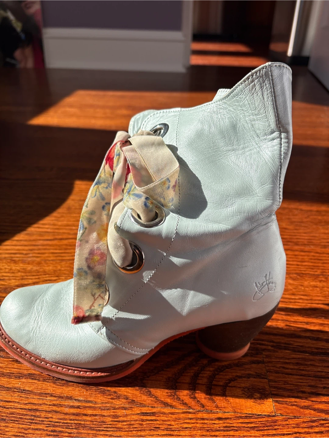FLUEVOG Leather Ankle Boots - Size 8.5/9 - photo 4