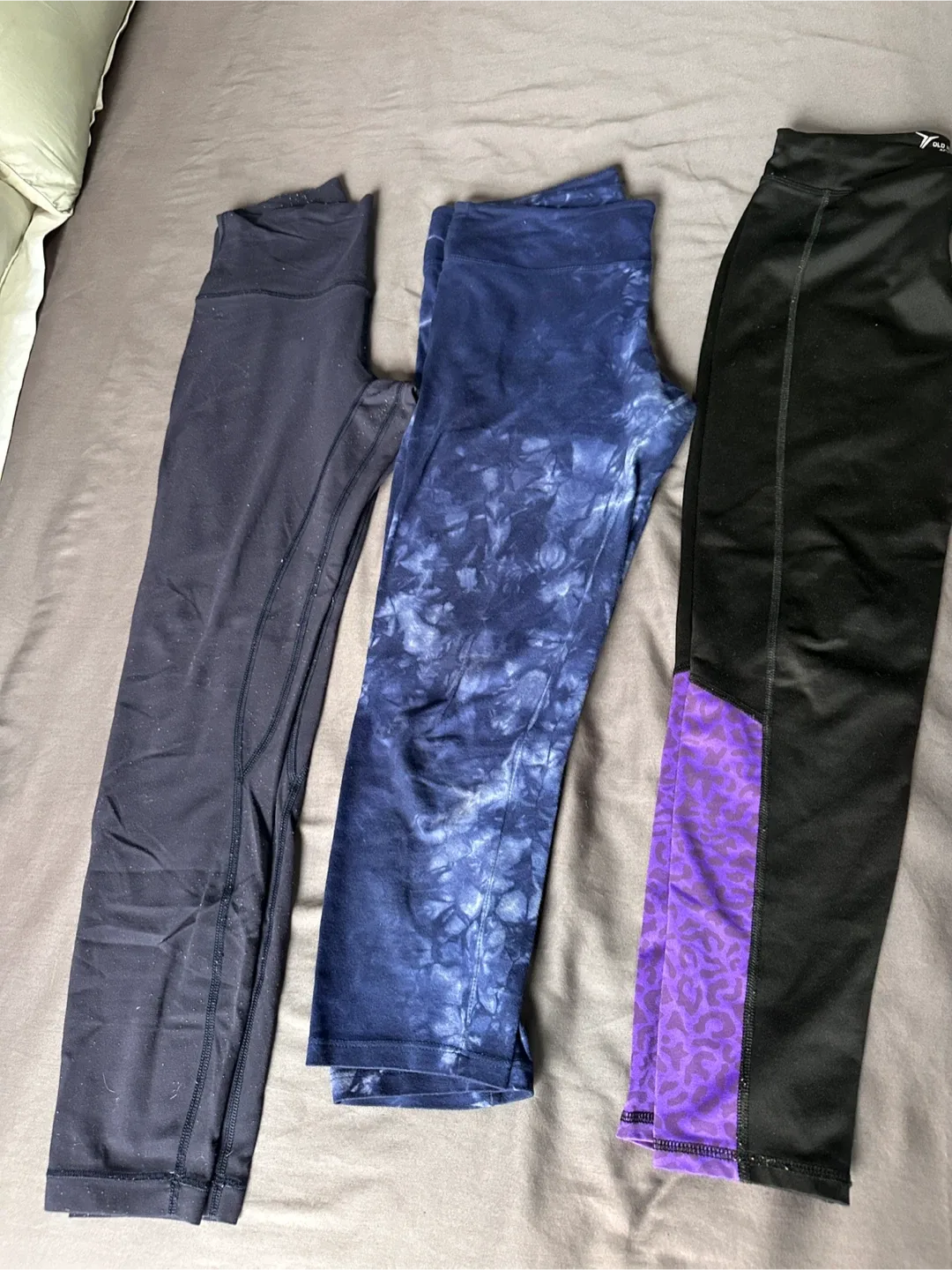 Bundle-3 yoga pants. Lululemon, Old Navy, Karma. image indicator(2)