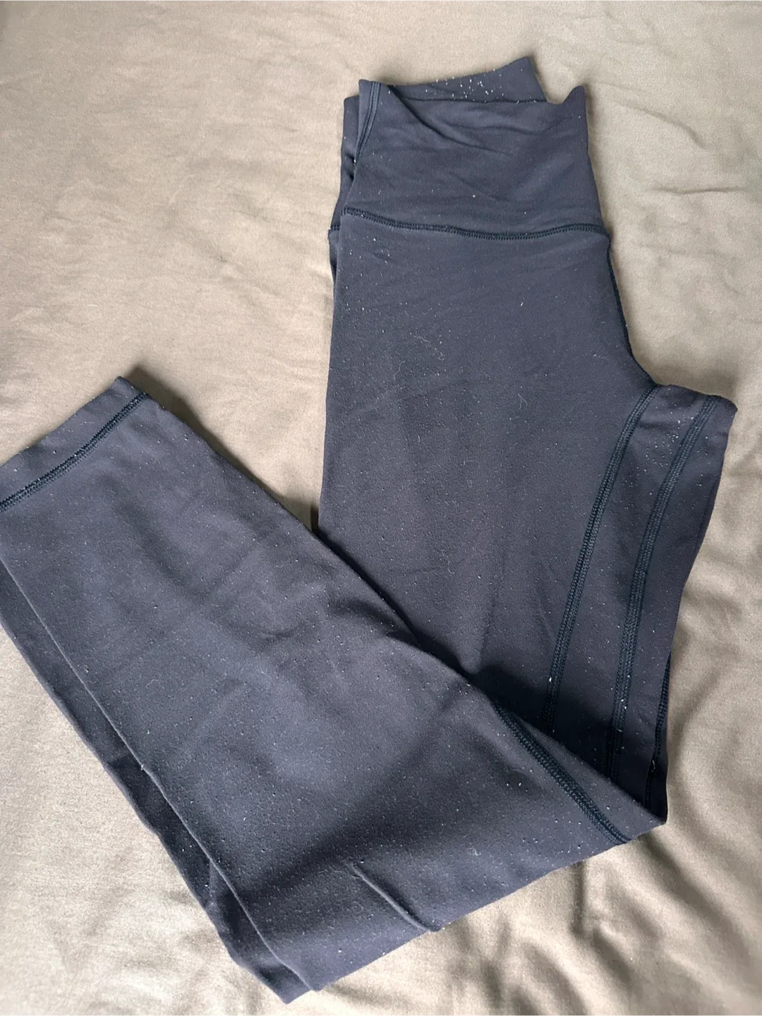Bundle-3 yoga pants. Lululemon, Old Navy, Karma. image indicator(3)