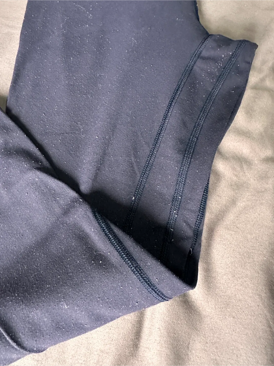 Bundle-3 yoga pants. Lululemon, Old Navy, Karma. image indicator(5)