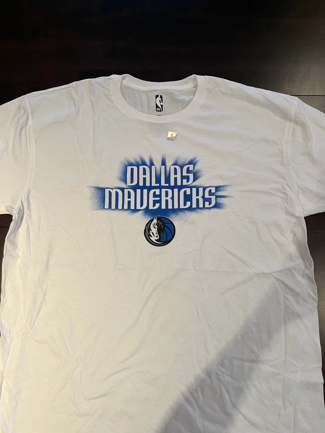 NWT Dallas Mavericks NBA T-Shirt - Size 2XL