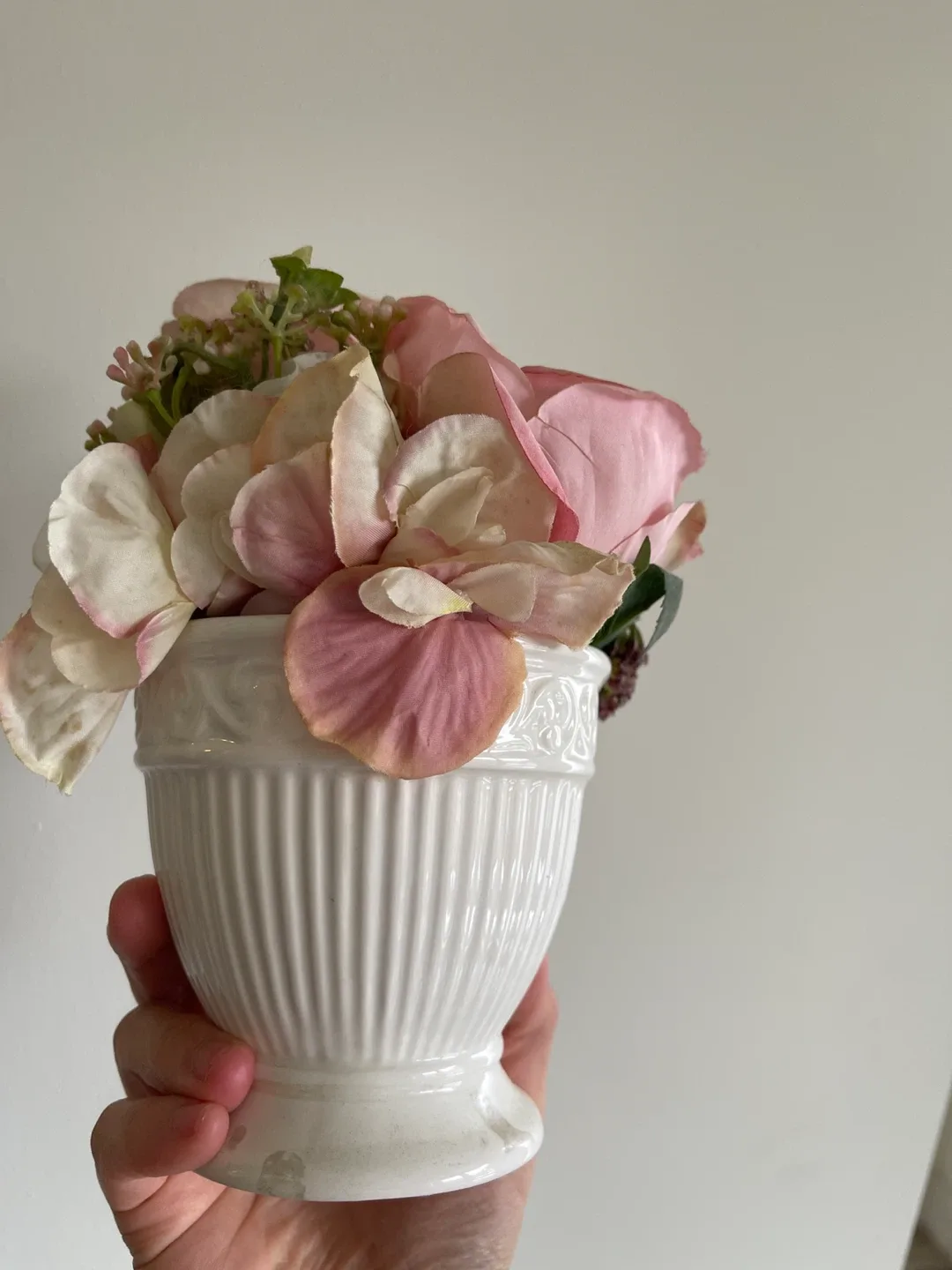 Silk Floral Arrangement in White Vase image indicator(6)