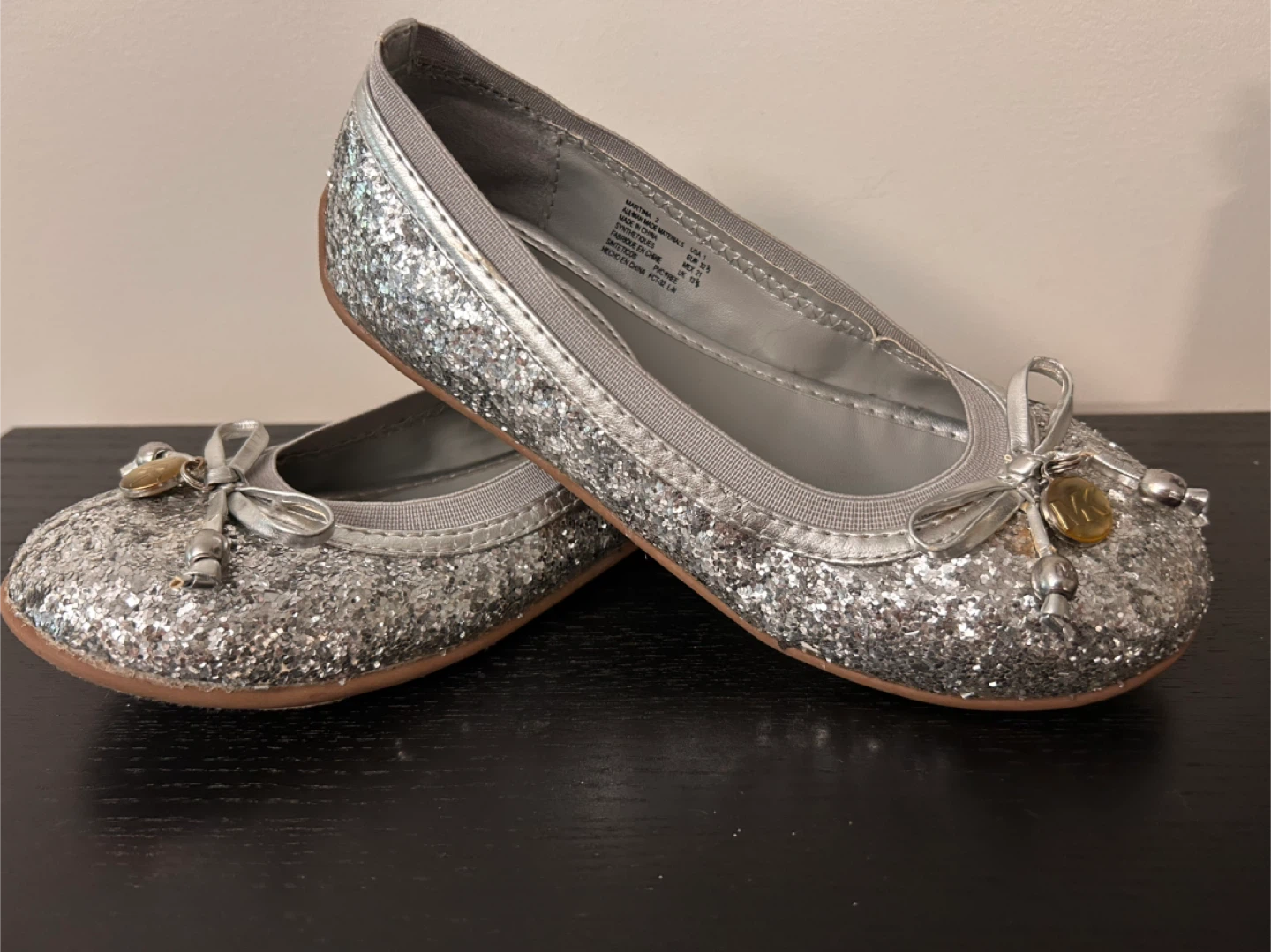 Michael Kors Silver Glitter Girls Ballet Flats. 20,5-21cm