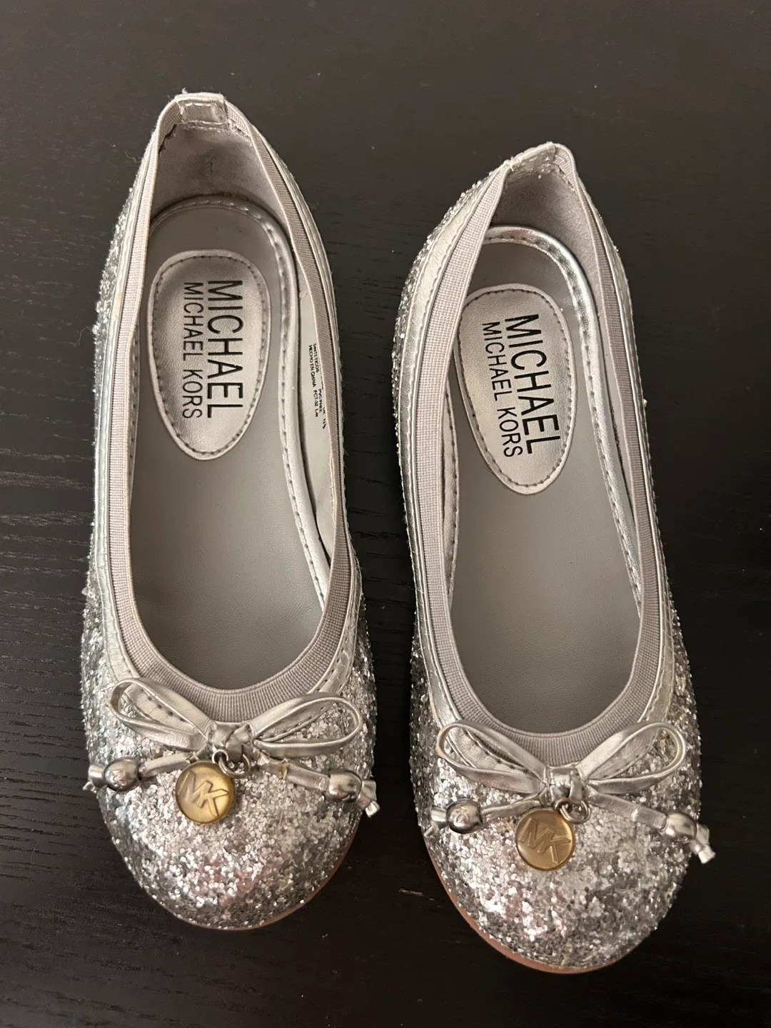 Michael Kors Silver Glitter Girls Ballet Flats (20,5-21cm) image indicator(2)
