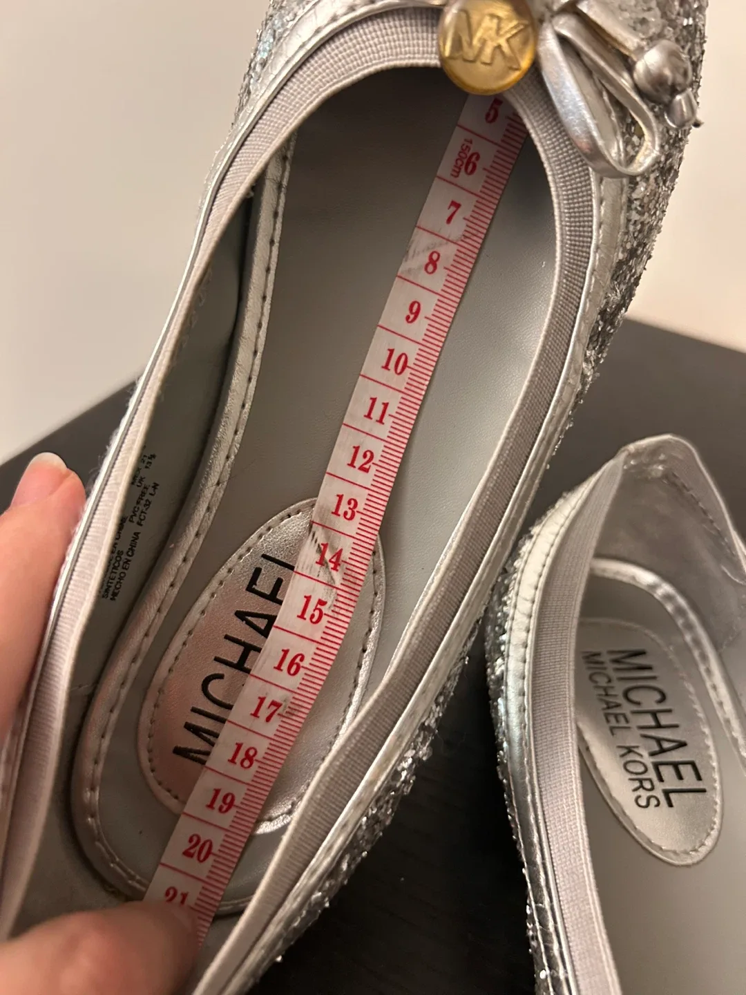 Michael Kors Silver Glitter Girls Ballet Flats (20,5-21cm) image indicator(8)