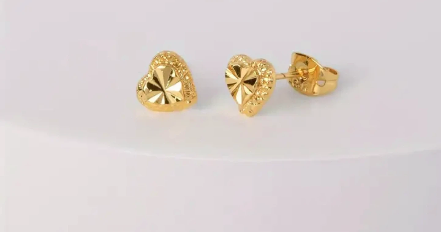 18K Gold plated $23 Heart Stud Earrings