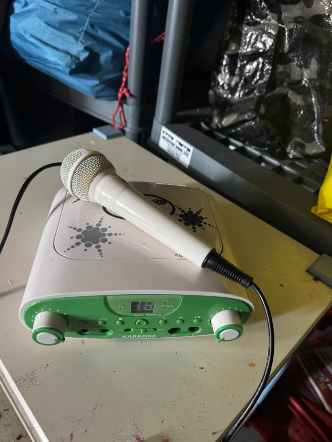 American Idol Karaoke Machine with CDs image indicator(2)