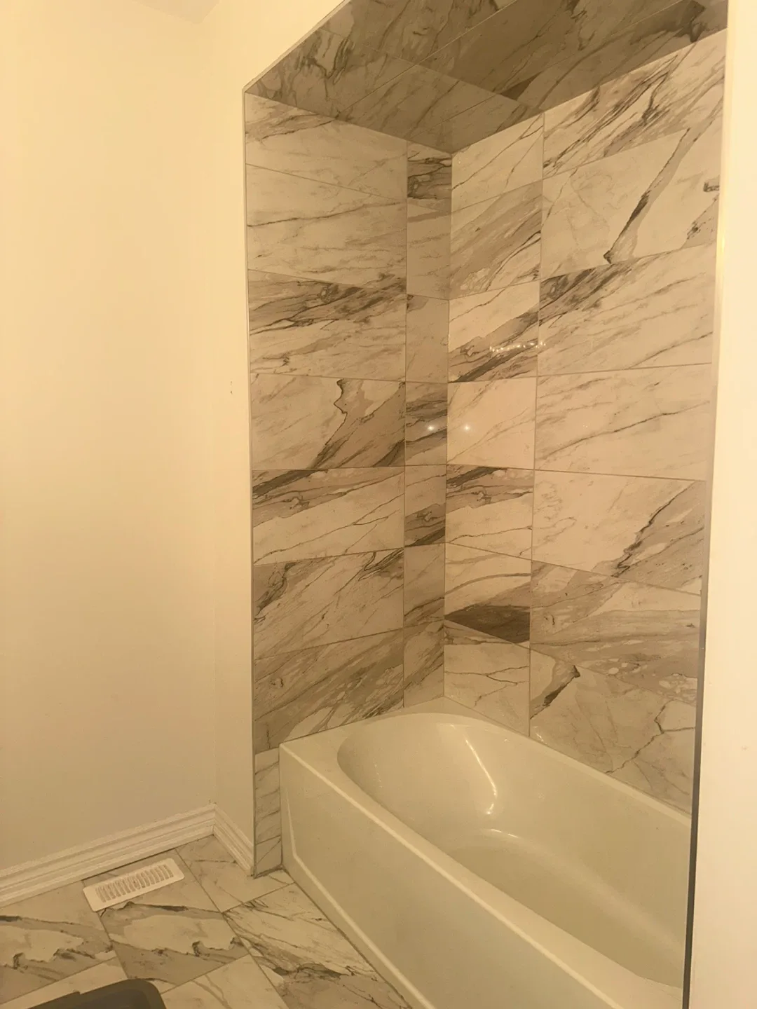 Room For Rent image indicator(9)