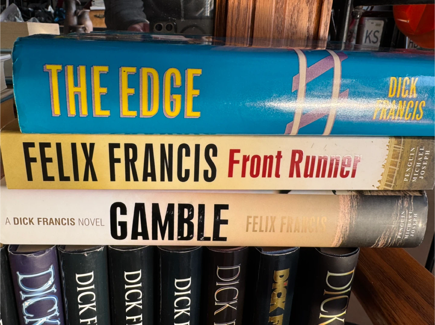 Variety of Novels: Grisham, Connelly, Francis, Reichs & More! - photo 5