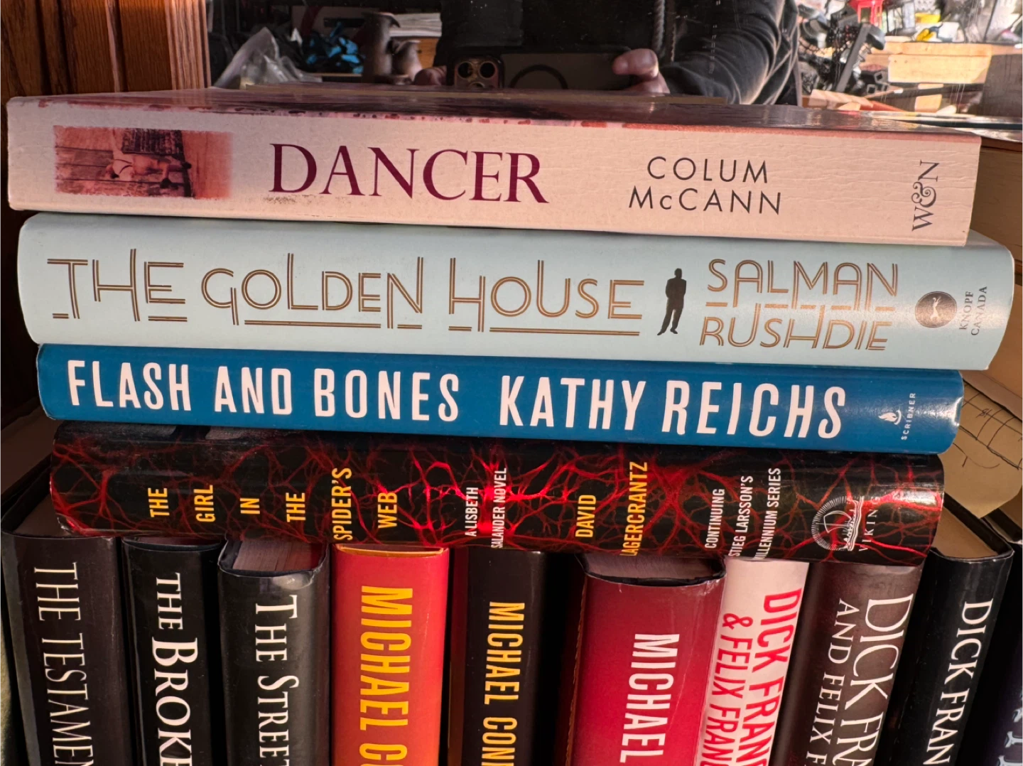 Variety of Novels: Grisham, Connelly, Francis, Reichs & More! - photo 4