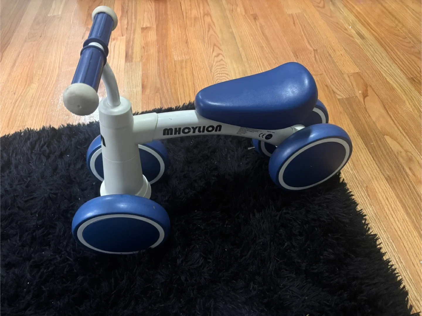 MHCYLOON Kids Balance Bike - Blue/White image indicator(2)