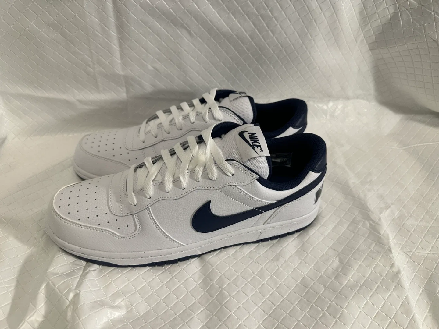Nike Court Vision Low White & Navy size 12 image indicator(2)
