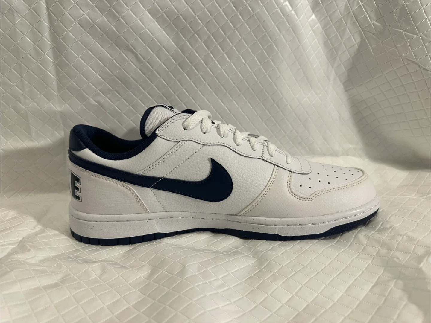 Nike Court Vision Low White & Navy size 12 image indicator(6)
