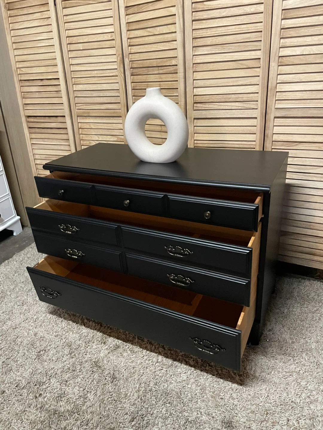 Beautiful antique dresser - photo 4