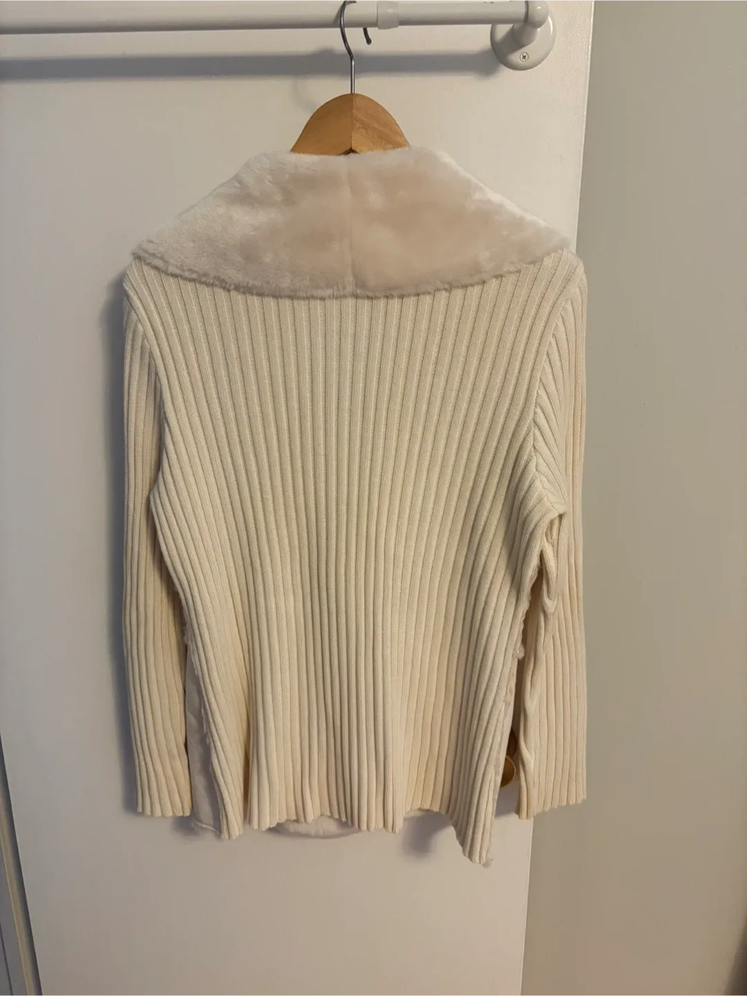 Faux fur cardigan sweater image indicator(2)