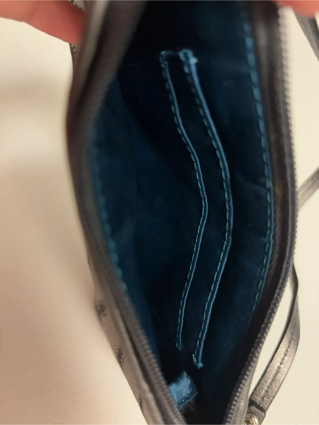 Coach Wristlet Purse image indicator(4)